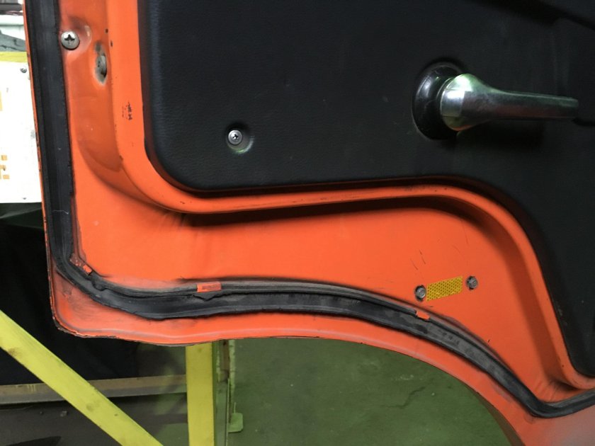 Уплотнительная резинка КАМАЗ дверная