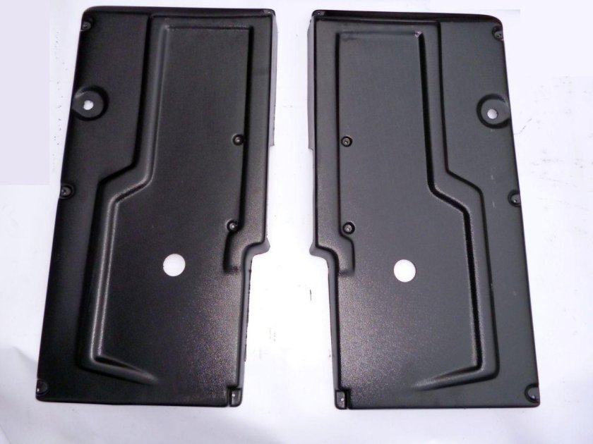 Обивка двери правая 54105-6101054 евро