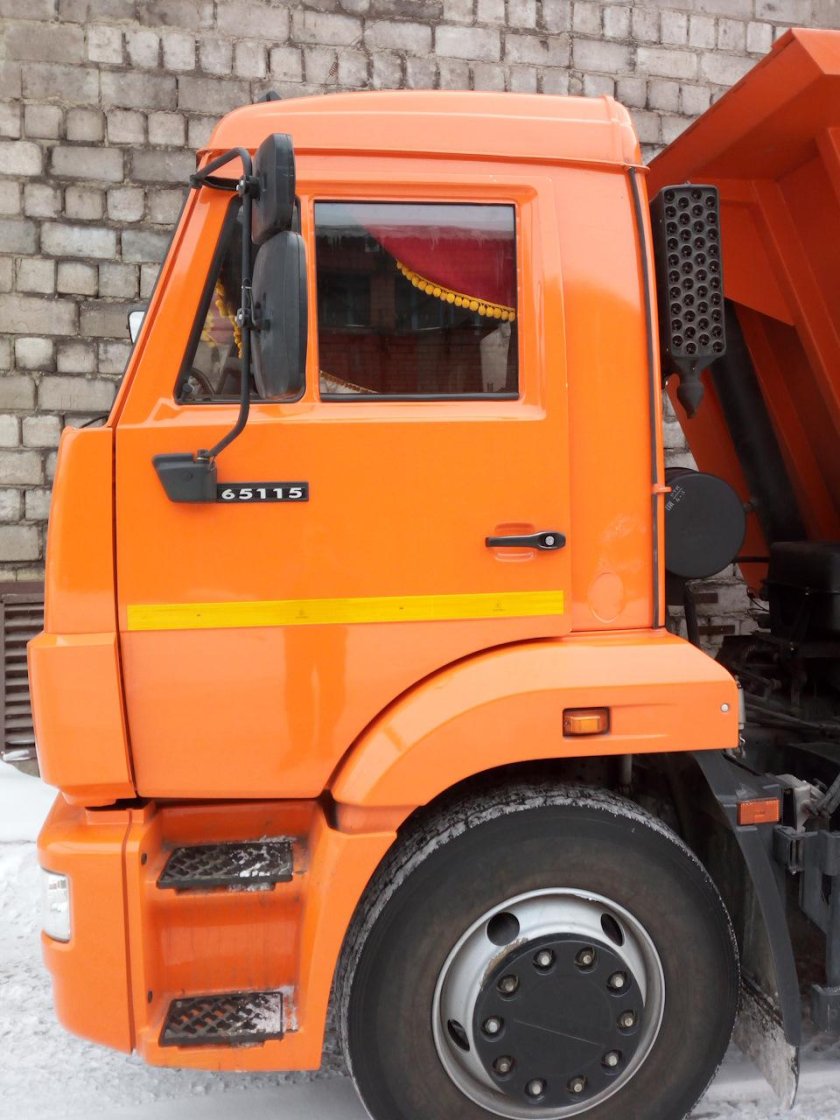 Занавески КАМАЗ 65115