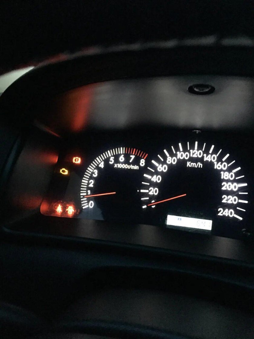 Geely MK горит чек