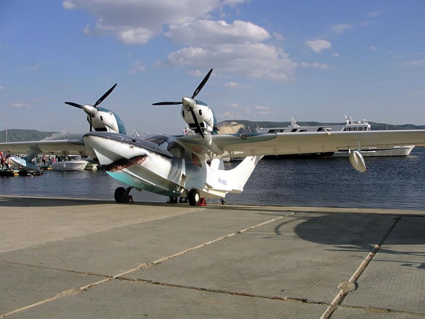 Самолет-амфибия л-42 "Чайка"