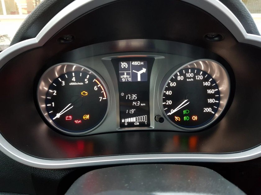 Приборная панель Datsun mi-do