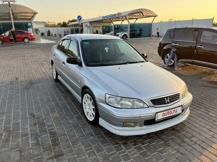 Тойота корона Премио 1998