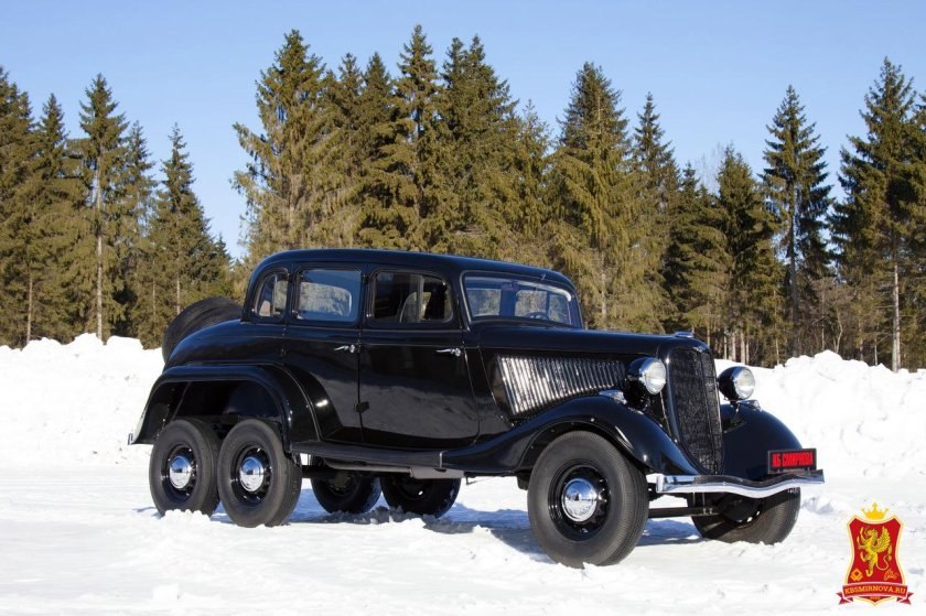 ГАЗ-25 автомобиль