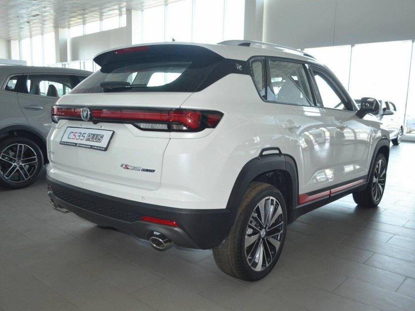 Changan cs35 Plus белый
