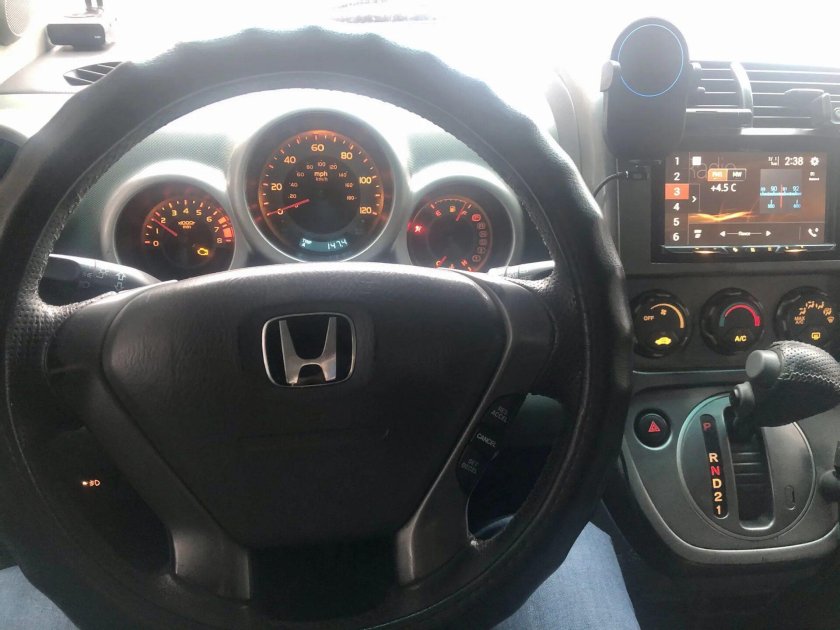 Приборная панель Хонда элемент