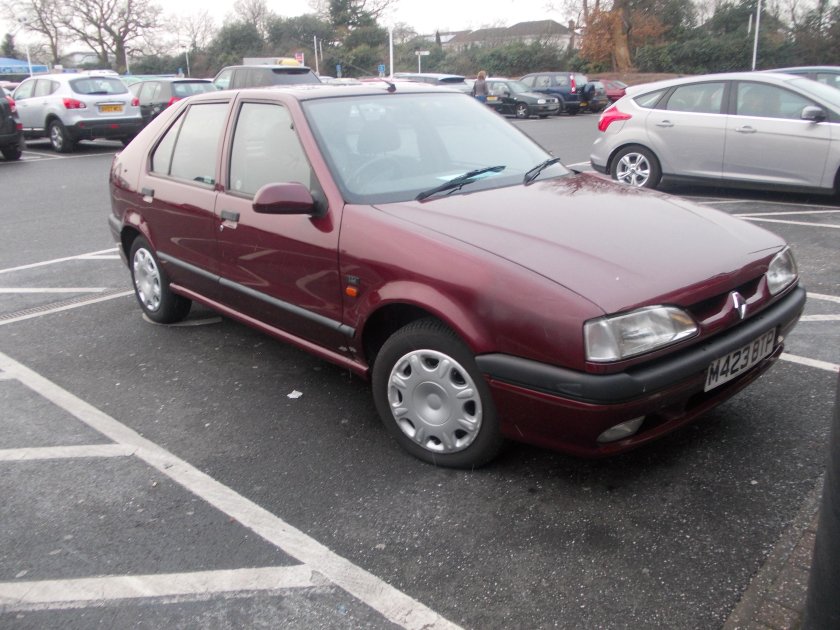 Рено 19 2 поколение