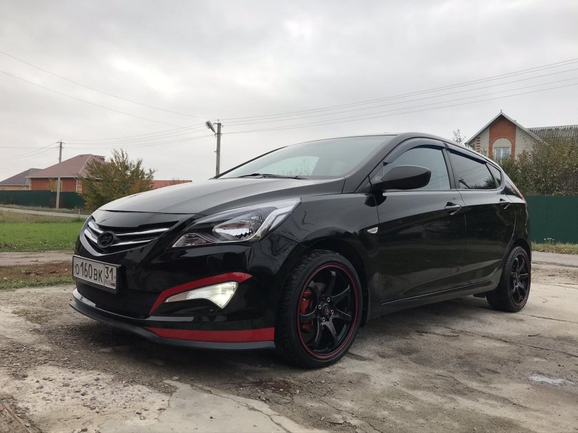 Солярис 2015 хэтчбек черный