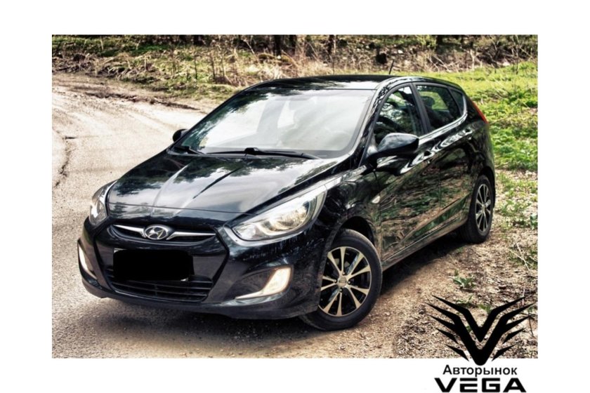Hyundai Solaris 2012 хэтчбек