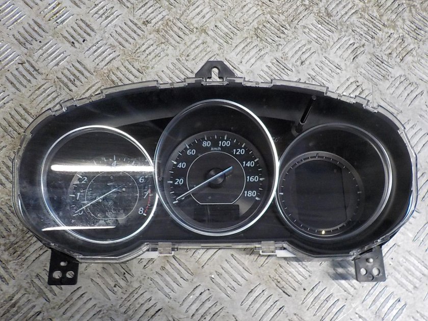 Панель приборов Mazda 6 GJ