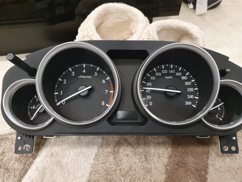 Приборка Мазда 6 2008 механика 2 литра