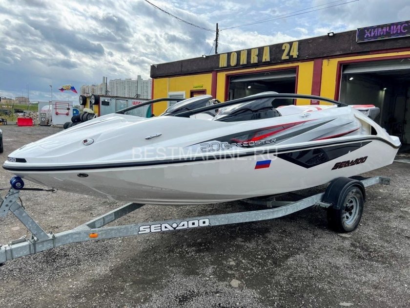 Катер BRP Sea-Doo