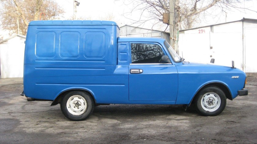 ИЖ 2715 синий