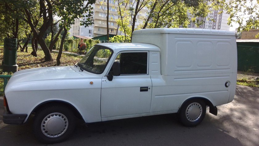 ИЖ 2715 белый