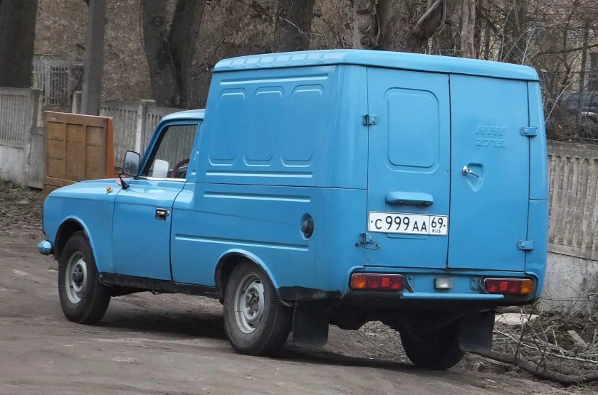 Москвич фургон 2715