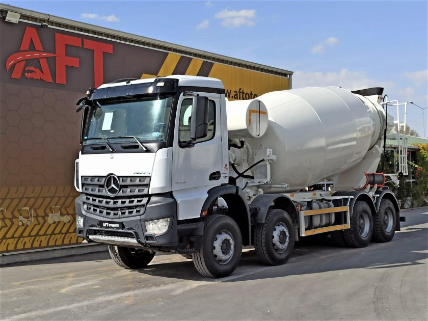 Ford Cargo 8х4 автобетоносмеситель