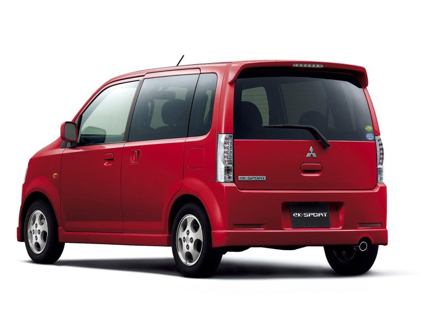 Mitsubishi Ek Sport 2010