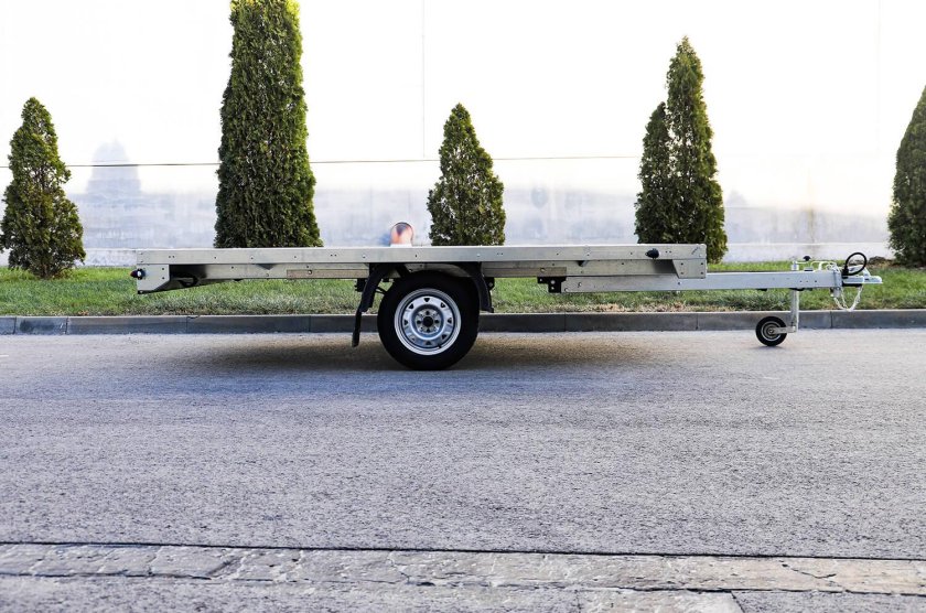 Прицеп платформа