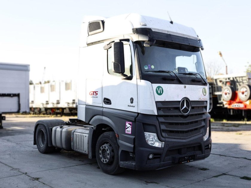Mercedes Benz Actros 1845