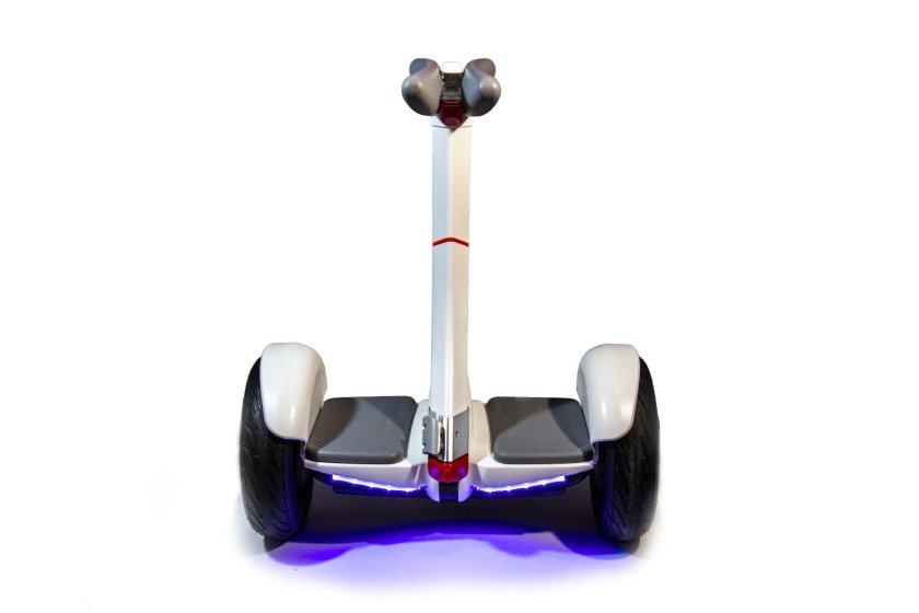 Гироскутер с палкой посередине