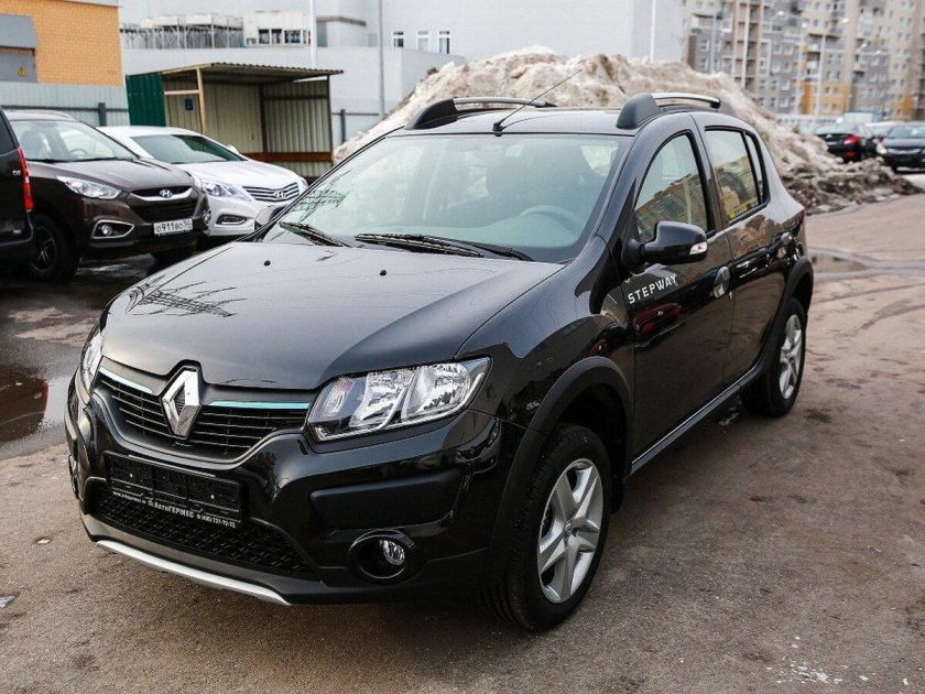 Сандеро степвей 2015 черный