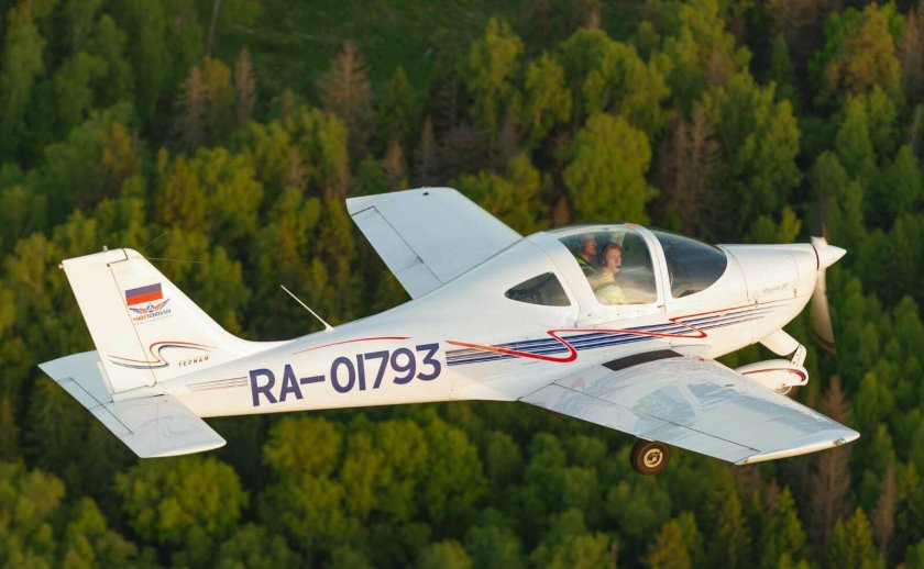 Tecnam p2006t Cockpit