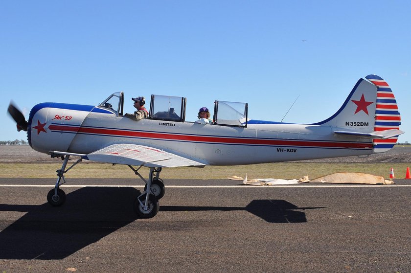 Як-52 учебный