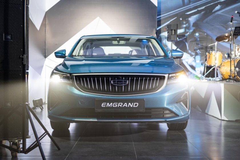 Новый седан Geely Preface