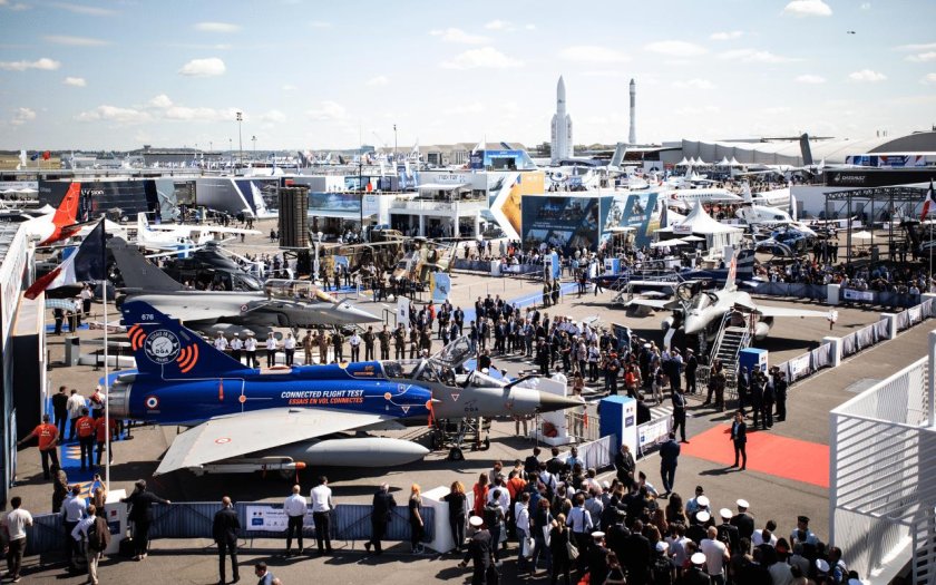 Авиасалон Ле-Бурже 1999