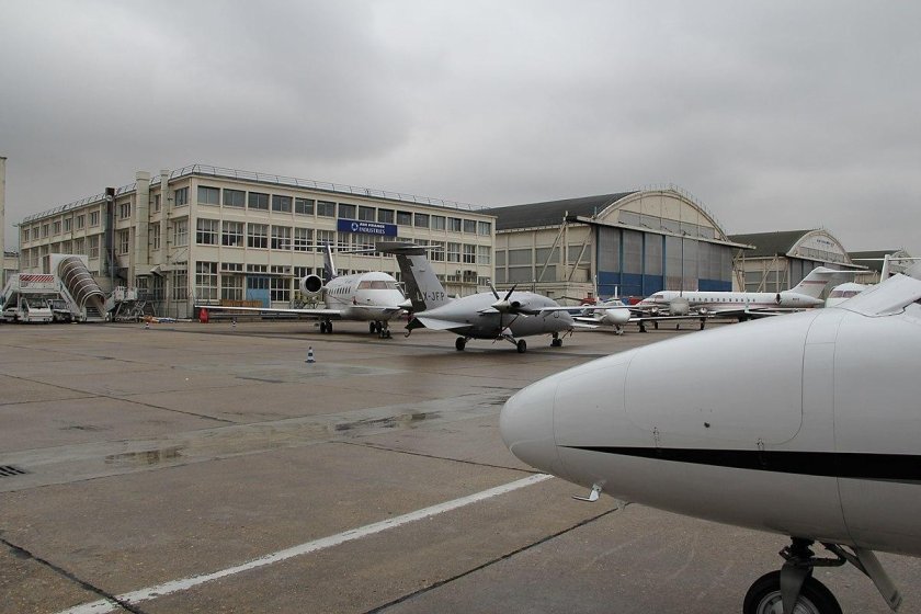 Аэропорт Ле Бурже Париж