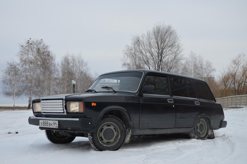 ВАЗ 2104 черная
