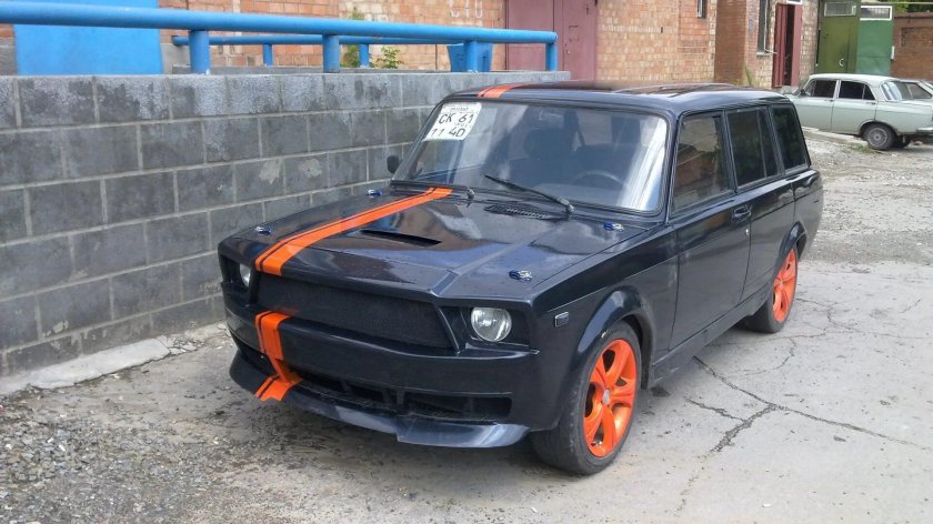 Тюнингованная ВАЗ 2104