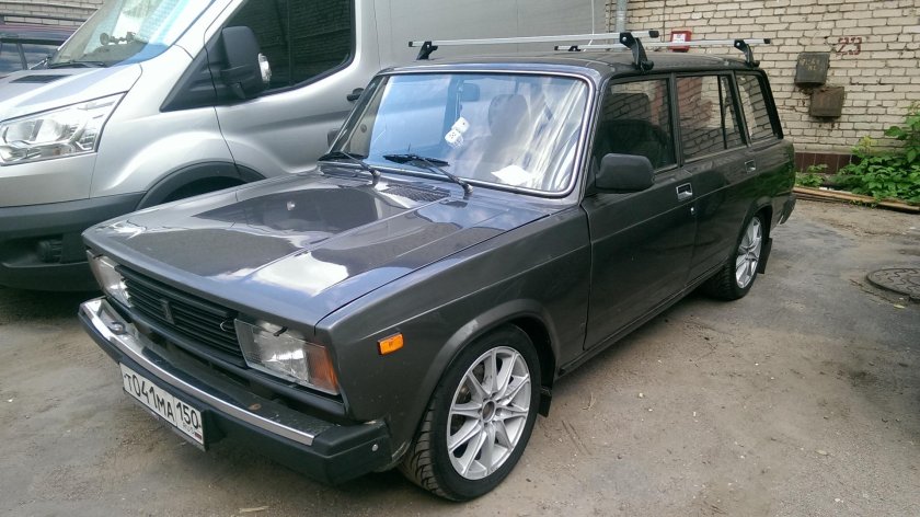 ВАЗ 2104 серая