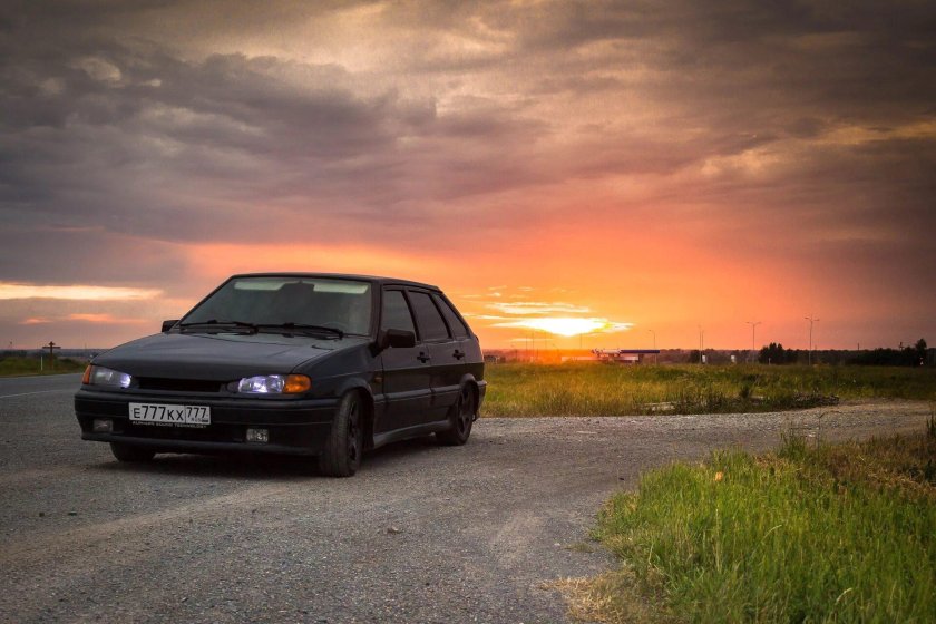 Лада 2114 черная