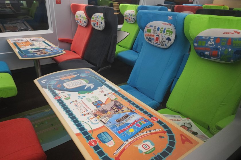 Сапсан семейный вагон