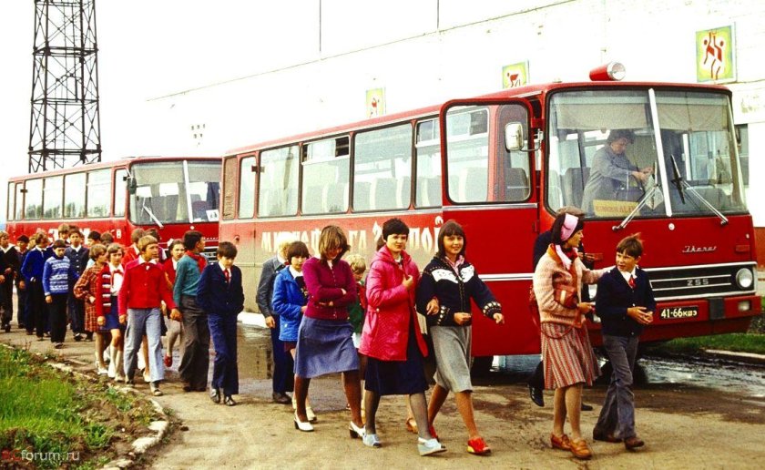 Икарус 255 турист