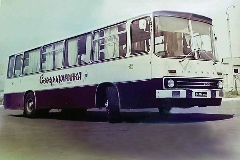 Ikarus 255