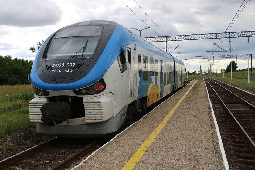 Электропоезд Pesa