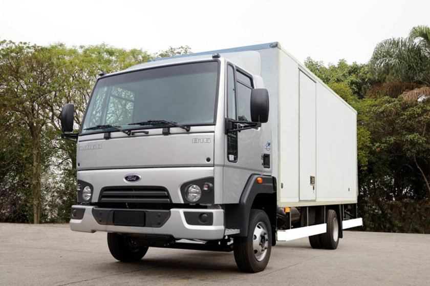 Ford Cargo 2013
