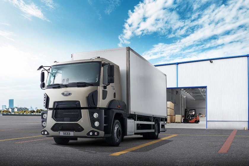 Форд карго 1833