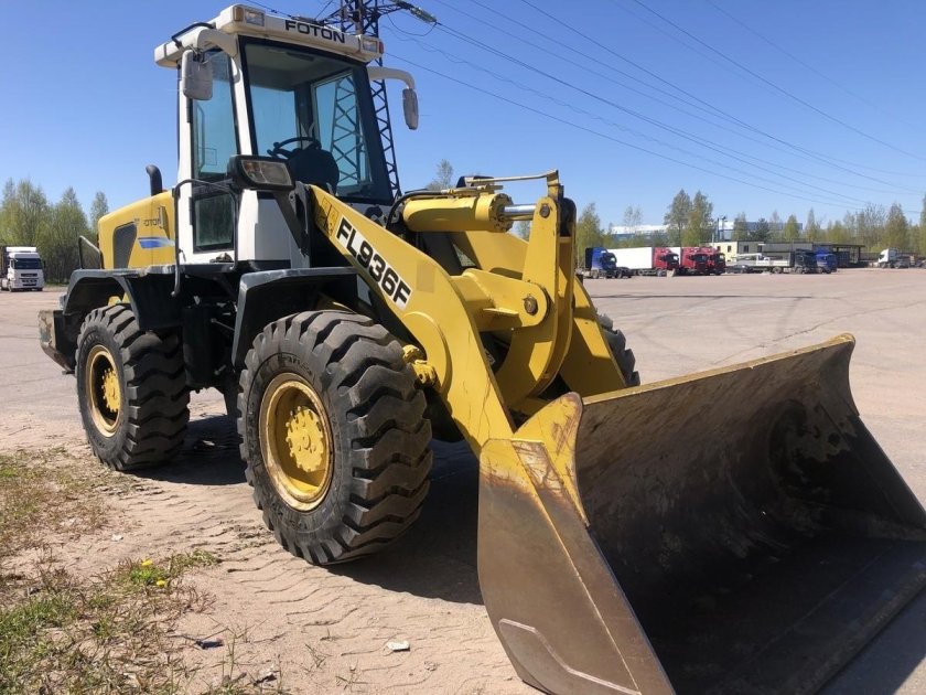 Фронтальный погрузчик Фотон 936