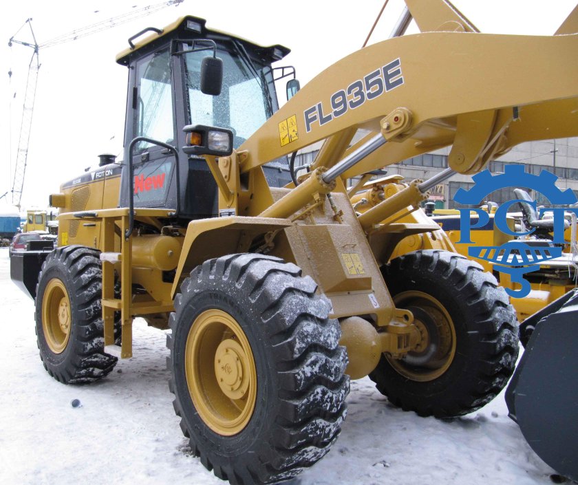 Фронтальный погрузчик Фотон 935