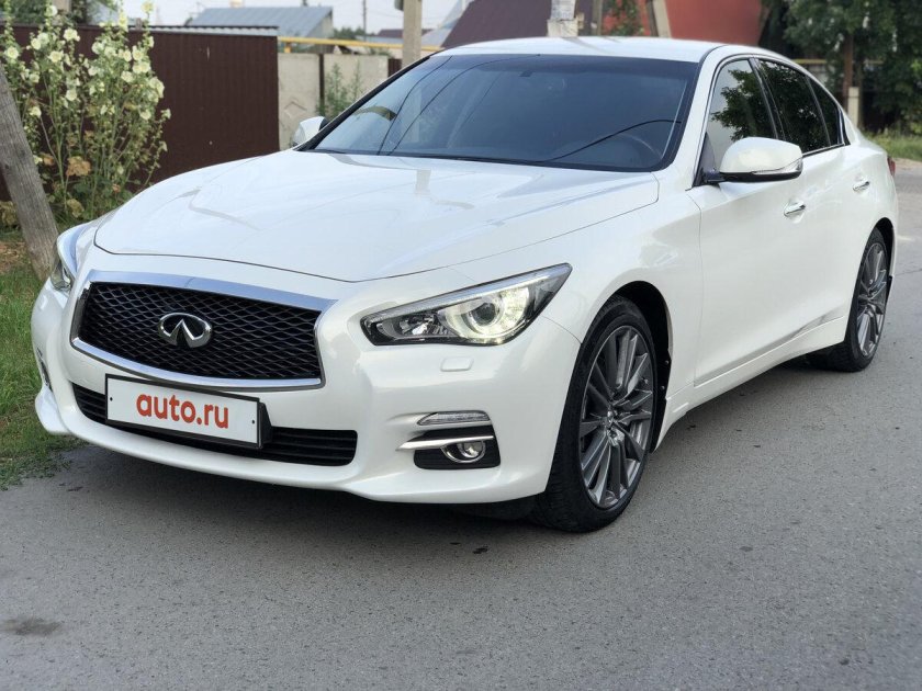 Финик q50
