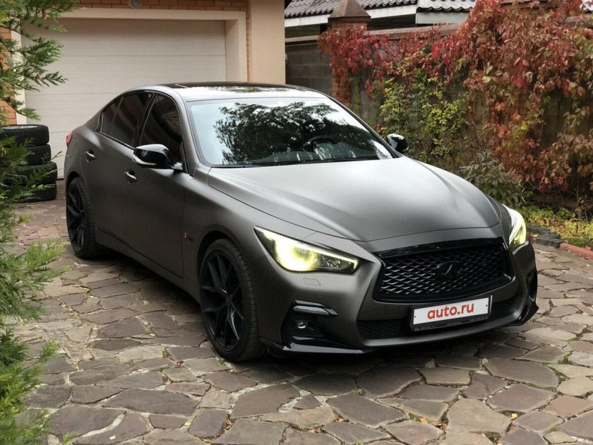 Infiniti седан q50