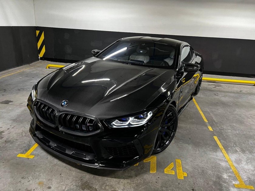 BMW m8 Competition 2021 черная