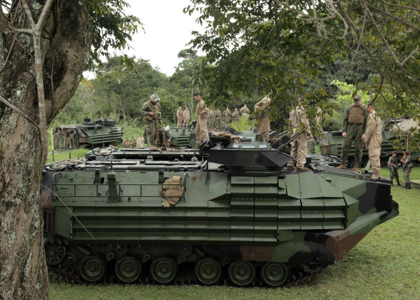 Гусеничные амфибии США