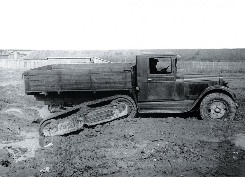 ЗИС-22 грузовик полугусеничный