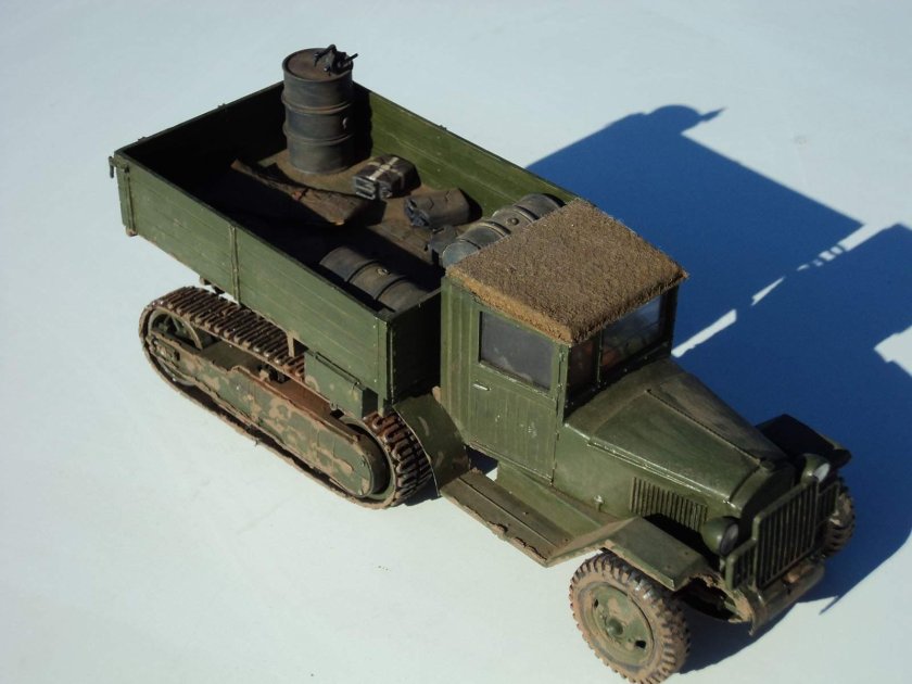 Полугусеничный грузовик ЗИС-42