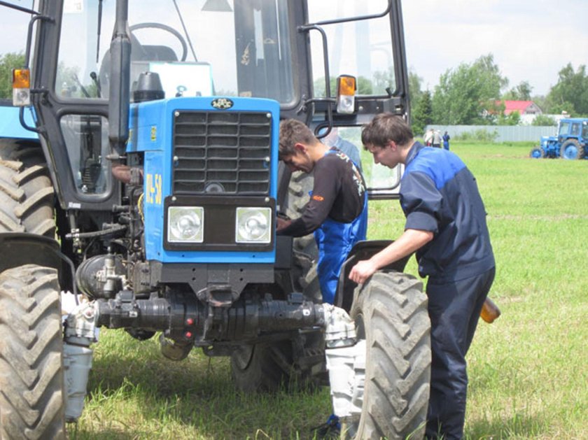 Трактор МТЗ 82