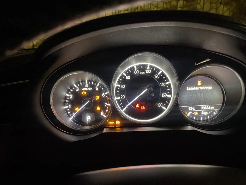 Приборная панель Мазда сх5